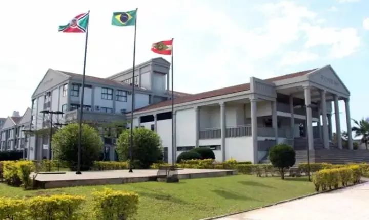 Pai de jovem atropelado em Treviso cobra justiça um ano após morte