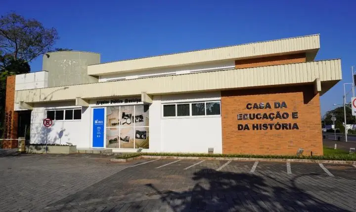 Pais cobram transparência no NEI Raio de Sol e questionam destino de mensalidades da APP em Timbó