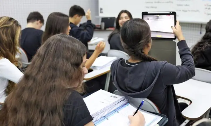 Pé-de-Meia realiza pagamento de nova parcela nesta terça para nascidos em março e abril