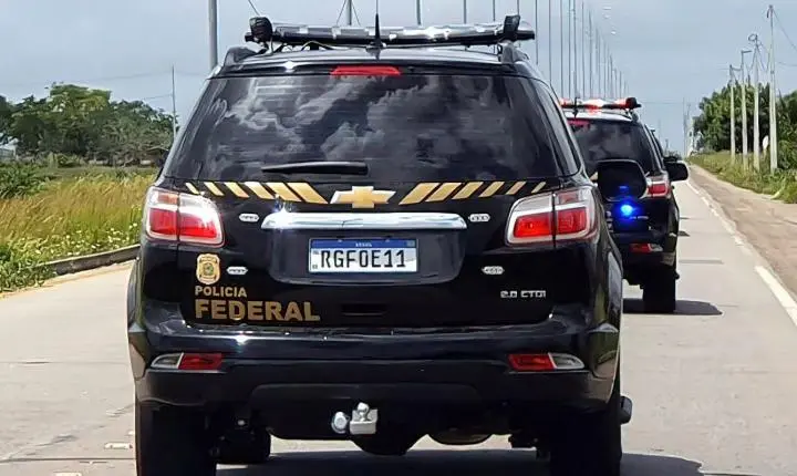Polícia Federal realiza apreensão de mais de uma tonelada de maconha em rodovia paulista