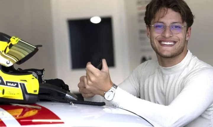Piloto Jeff Giassi, morador de Balneário Camboriú, disputa etapa de Le Mans, da Porsche Cup Brasil
