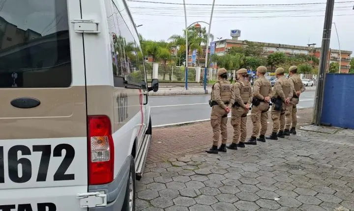 Policiamento já está mobilizado nos locais de votação em BC e Camboriú