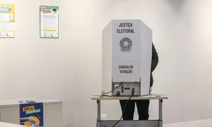 Portugal concentra maior número de eleitores no exterior para o pleito de domingo
