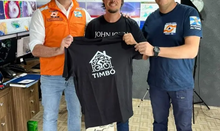 Prefeito Flávio Buzzi se reúne com meteorologista Piter Scheuer para tratar de prevenção aos impactos do El Niño