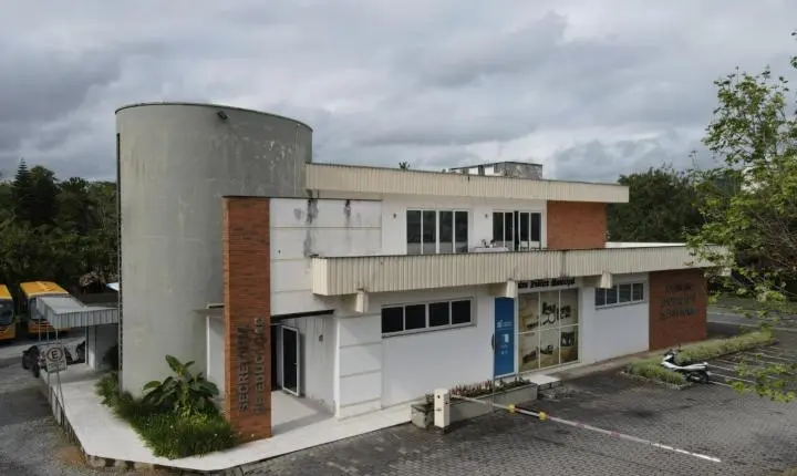 Prefeitura de Timbó divulga funcionamento das escolas no feriado