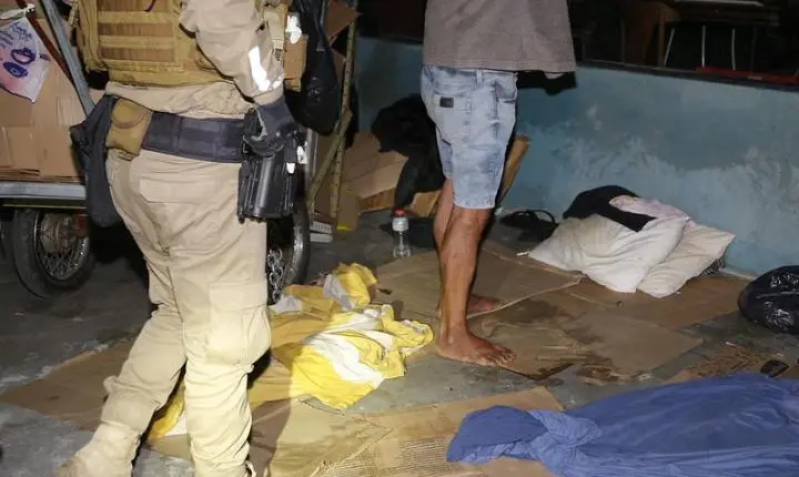 Prefeitura mantém ações de abordagem social e 14 pessoas aceitam atendimento durante operação