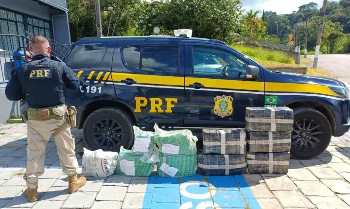 PRF apreende mais de 160 quilos de maconha no Alto Vale do Itajaí