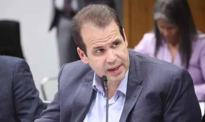 Projeto amplia direitos e proteção ao autismo na fase adulta e adolescência