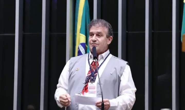 Projeto cria diretrizes para ciclovias em rodovias federais no país