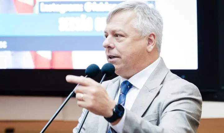 Projeto do deputado Fabiano (PT) cria programa de estocagem de alimentos para beneficiar produtores rurais catarinenses