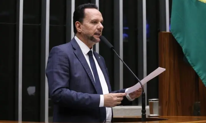Projeto de lei propõe liberdade econômica e combate à burocracia
