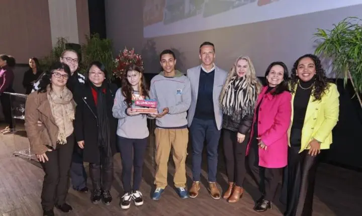Projetos da Educação de Blumenau são vencedores do Prêmio Viva Blumenau 2026