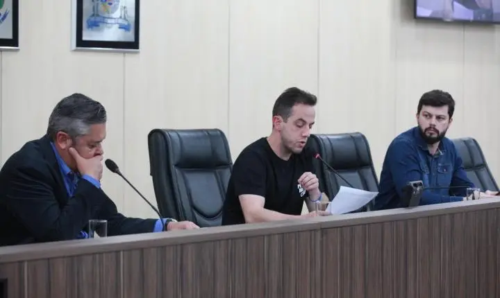 Reunião na Câmara debate organização do transporte por aplicativos durante a Oktoberfest