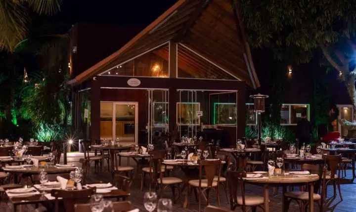 Romance à beira-mar: Pousada Estaleiro Guest House prepara jantar exclusivo para o Dia dos Namorados