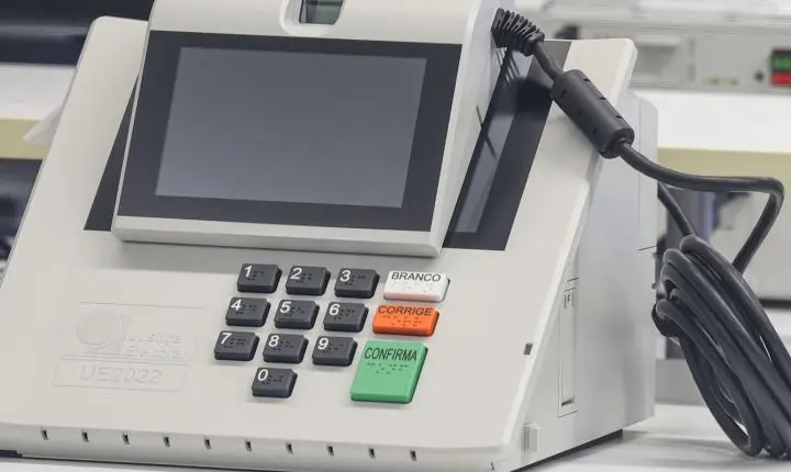 Entenda como a urna eletrônica garante a transparência e a segurança das eleições