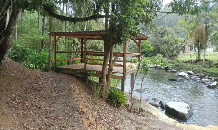 Sítio Águas de São João: Paz, Conforto e Natureza no Coração de Benedito Novo (SC)