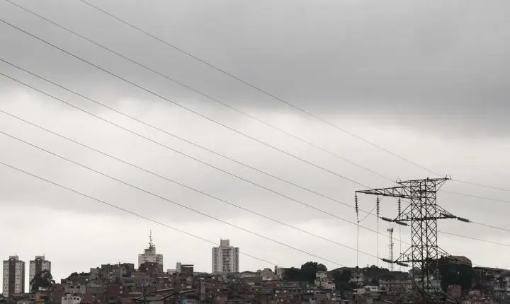 Defesa Civil de São Paulo alerta para temporais e queda de temperatura