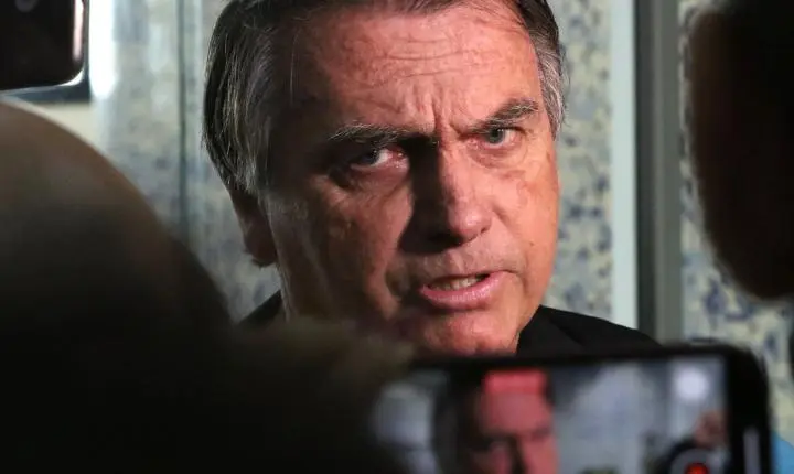 STM aprova pedido para reunir informações sobre a carreira militar de Bolsonaro