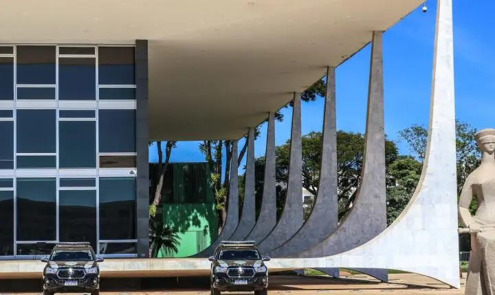 Supremo Tribunal Federal retoma julgamento histórico sobre a uberização no Brasil