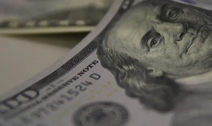 Tarifaço EUA Brasil: nova taxação de 25% sobre produtos nacionais começa a valer