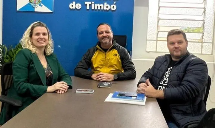 Timbó prepara plano para manter atendimento de saúde durante enchentes
