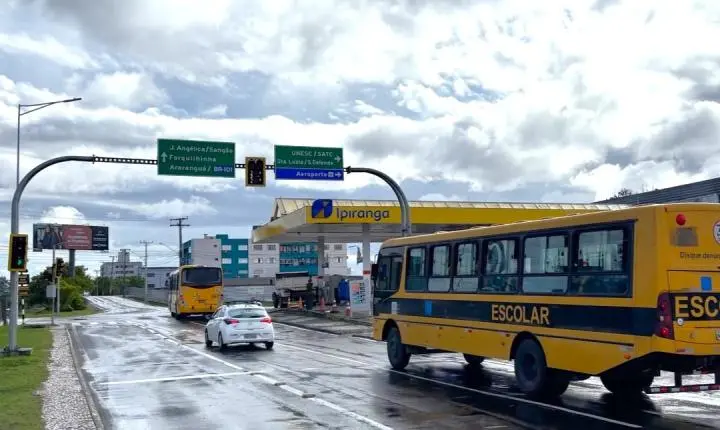 Trânsito em Criciúma muda e libera pista na Avenida Centenário
