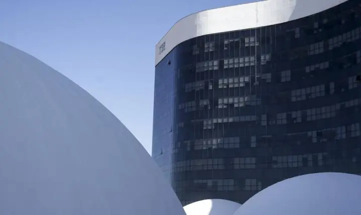 TSE cassa mandato de governador de Roraima e determina novas eleições