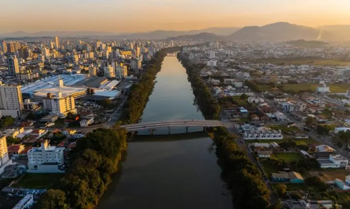 Tubarão aprova projeto que simplifica declaração ambiental de imóveis