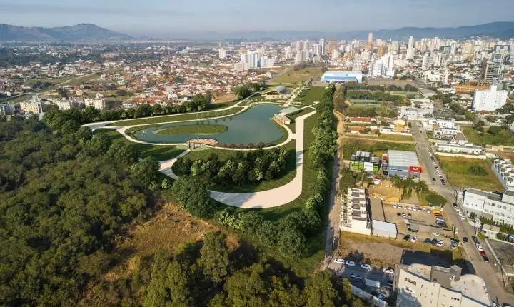 Tubarão avança para retomar terreno de quase 70 mil m² para parque municipal