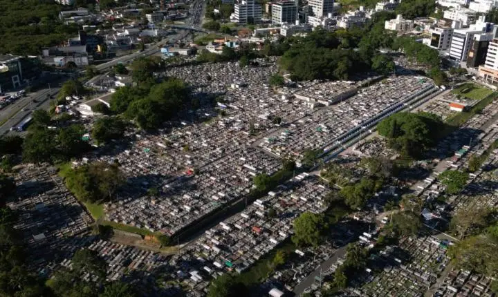 Vagas estão abertas em Florianópolis para 91 ambulantes no feriado de Finados