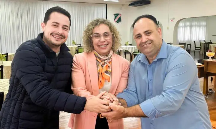 Vereador Adriano Pereira coordenará as pré-campanhas de Ana Paula Lima e Jean Volpato em Blumenau.