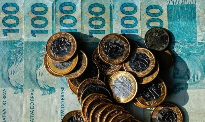 Você pode ter dinheiro esquecido em banco; veja como consultar