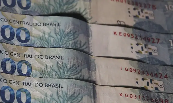 Rombo nas contas públicas cai para R$ 10 bilhões em agosto, aponta Banco Central