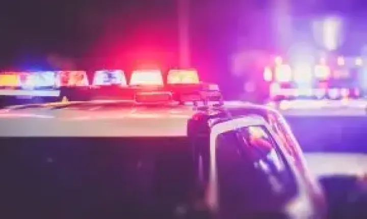 Tentativa de fuga termina com homem preso por suspeita de tráfico de drogas em Timbó